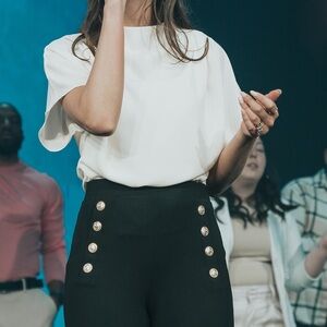 Cream Flowy Short Sleeve Top